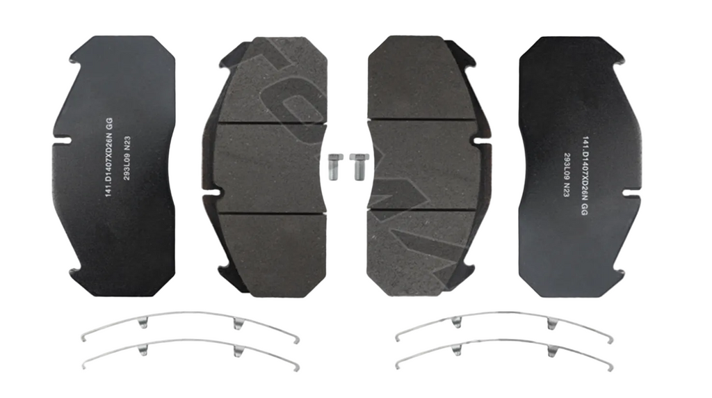 Automann 141.D1407XD26N air disc brake pad set for 26K heavy-duty vehicles, showing the brake pads and mounting components.