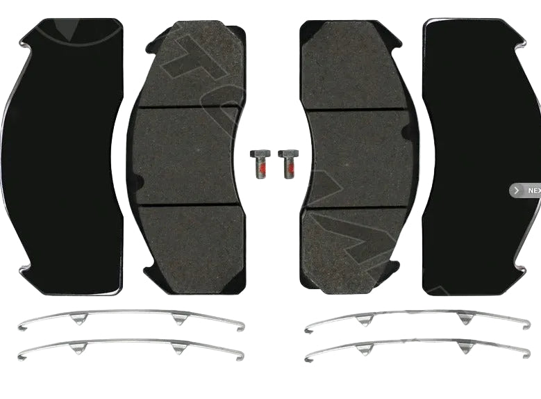 Automann 141.D1560FS Air Disc Brake Pads, standard FMSI 8771 D1560, showing metal backing and friction surface.