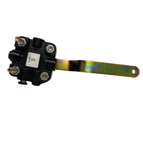 Automann KD2261 height control valve for suspension, Barksdale brand, with 6.25-inch arm, shown in detailed view.