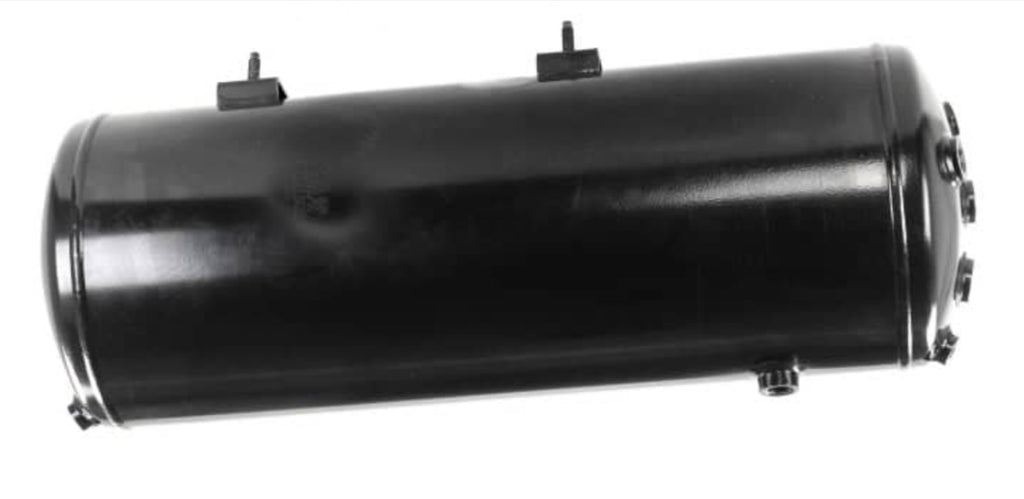 Automann air tank for Volvo vehicles, model 172.6636, with metal fittings and cylindrical shape, suitable for heavy-duty truck systems.