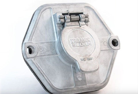 Automann 7-Way socket with 20 AMP breaker, durable electrical connector for versatile power connections.