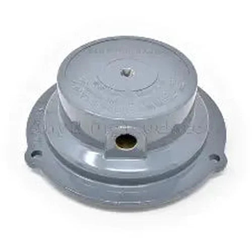 Automann Fleet Standard Hub Cap, durable metal wheel cover with a sleek silver finish for truck or trailer wheels.