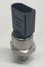 577.23828OE - Fuel Pressure Sensor Detroit Diesel