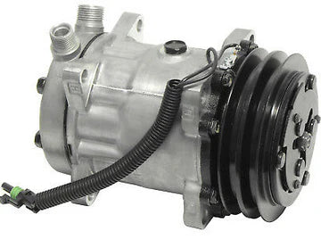 Automann 830.31008 air conditioning compressor 7H15 type showing metallic body and mounting components