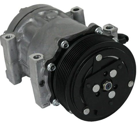 Automann 830.31012 air conditioning compressor 7H15 type showing metallic body and pulley for vehicle cooling system