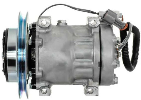 Automann 830.31086 Air Conditioning Compressor 7H15 type, industrial air compressor with metallic components and hoses visible.