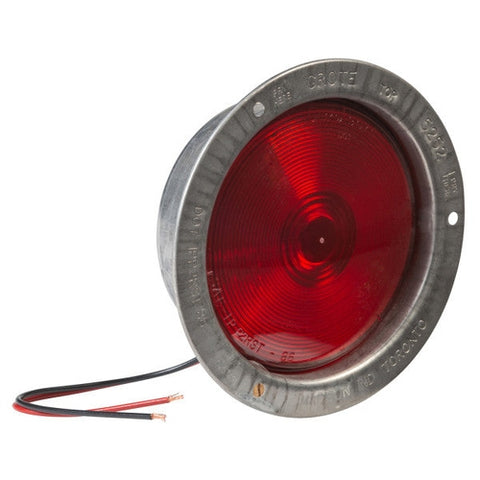 Automann 4-inch red recessed lighting fixture, model 571.LG403R-S/T/T, with a sleek red finish and modern design.